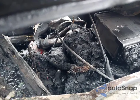 2022 Porsche 718 Boxster T from USA, damaged, VIN WP0CA2A80NS205517